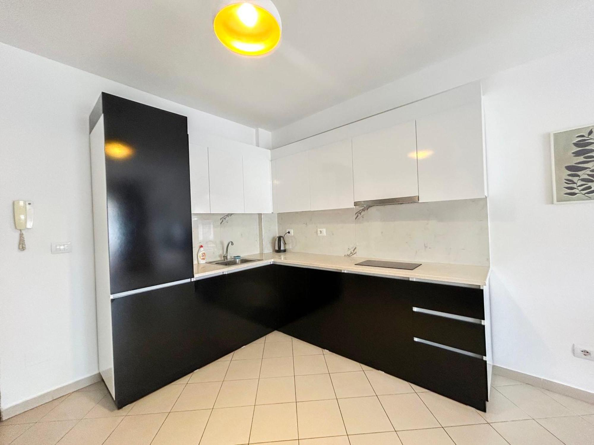 Apartamento Emros 748 Durrës